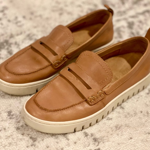 Vionic Women’s Uptown Leather Loafers Camel Brown Size 7 - Picture 2 of 7